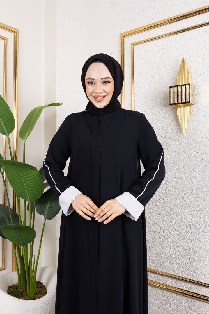 Siyah Beyaz Kol Detaylı Tesettür Abaya – Modern ve Şık Model - Görsel 2