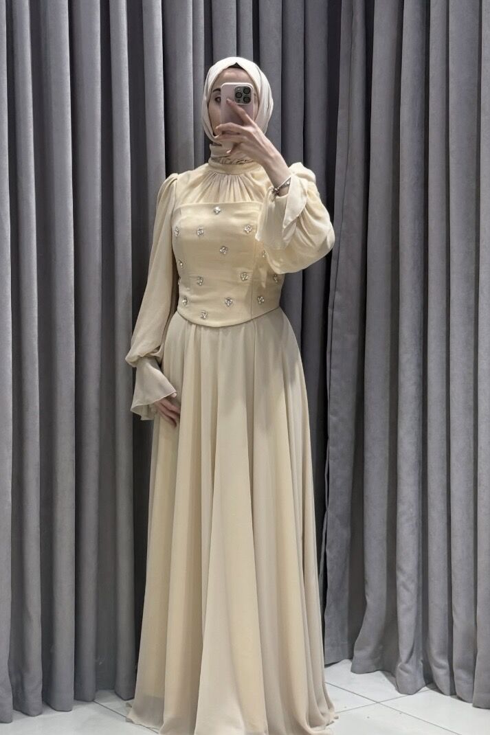 Lily Sarı